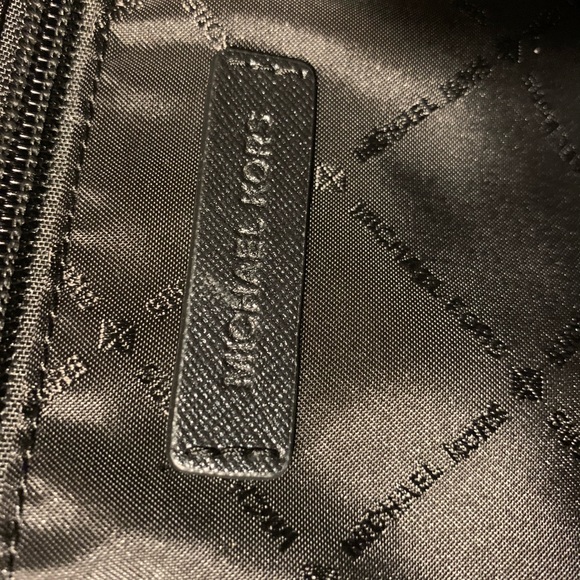Authentic MK tote - Picture 5 of 5